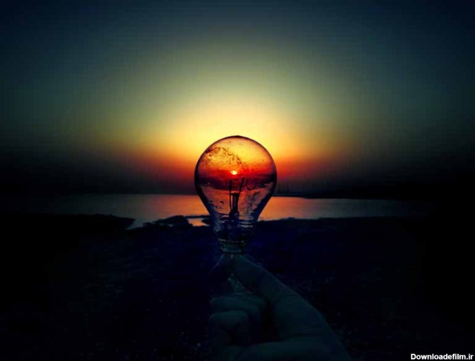 دانلود عکس خلاقانه لامپ و غروب خورشید | تیک طرح مرجع گرافیک ایران