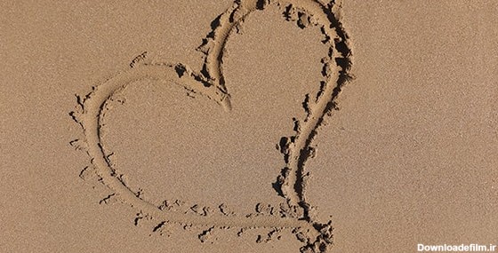 تصویر قلب کشیده شده روی شن و ماسه دریا | فری پیک ایرانی ...
