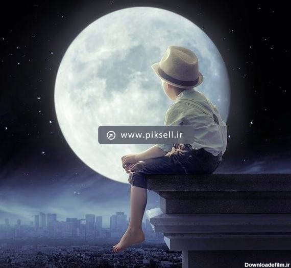 عکس با کیفیت از پسر بچه در حال تماشای ماه (نقاشی دیجیتال)
