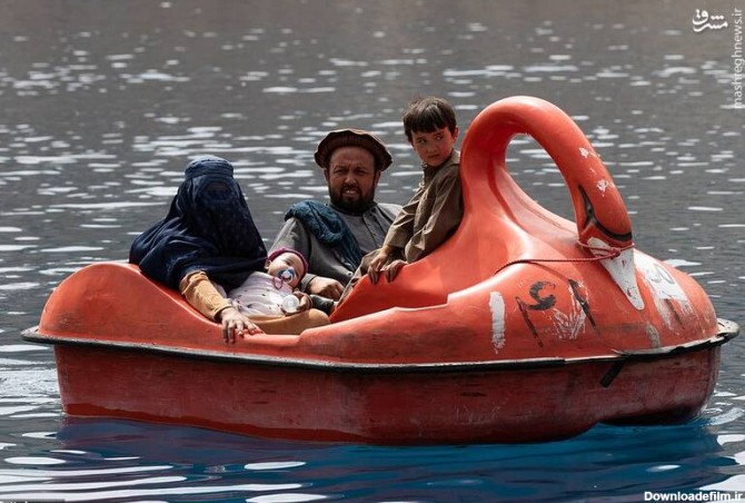 مشرق نیوز - عکس/ تفریح طالبان در کنار خانواده