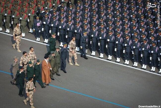 نظمِ "ارتش چین" را به رُخِ "ارتش ایران" نکشید +عکس - مشرق نیوز