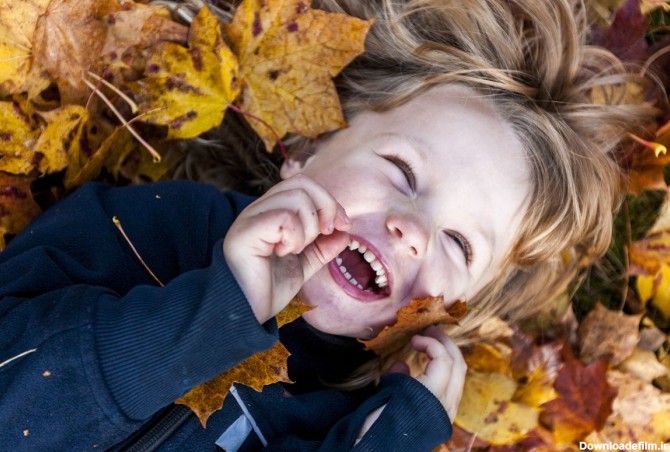 ۴۰ ایده فوق‌العاده برای ژست عکاسی پاییزی کودک | استودیو ...