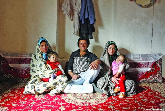 این ۲ عروس ایرانی صمیمی‌ترین هووهای جهان شدند! | درباره مرد کاشمری که در یک روز ۲ دختر را به عقد خود درآورد