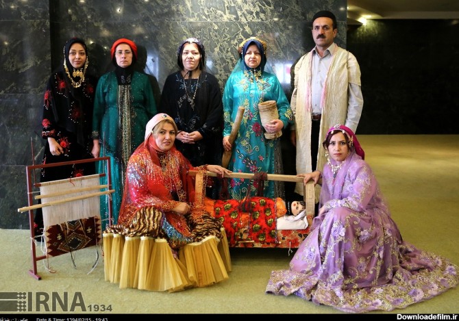 جشنواره لباس محلی ایران در شیراز (عکس)