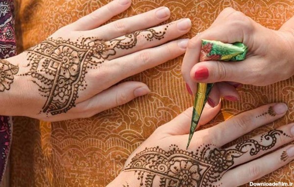 زیباترین طرح های حنا روی دست | روژا شاپ