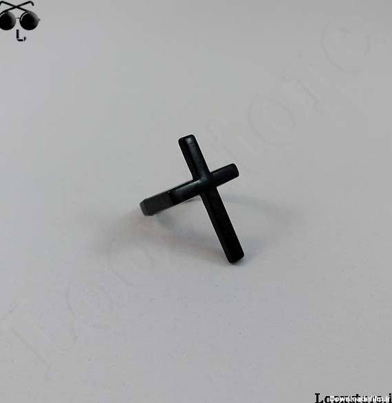 انگشتر صلیب مشکی فری سایز - اکسسوری لوکس استور