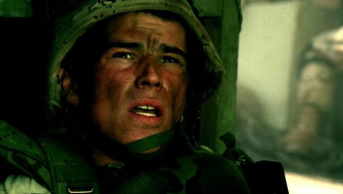 ریدلی اسکات با Black Hawk Down یکی از بهترین فیلم های جنگی تاریخ سینما را ساخته است.