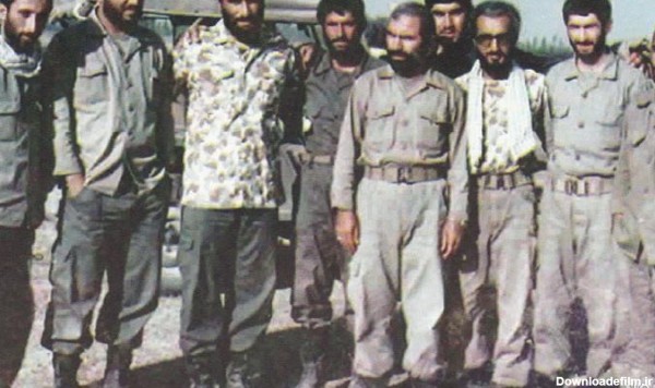 عکس حسین گیل در کنار مقام معظم رهبری