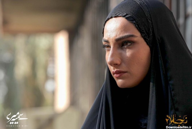 عکس جدید محیا دهقانی در سریال نجلا با چادر و حجاب زیبا!