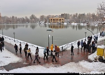 شادی مردم تبریز بعد از بارش برف