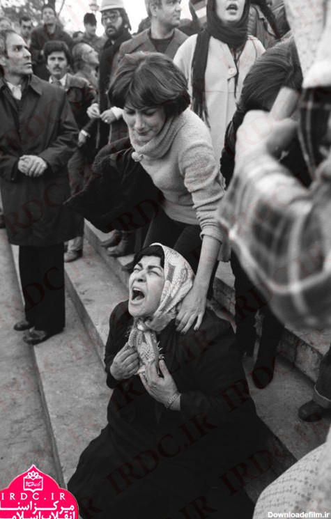تصاویر دیده‌نشده ازمبارزات مردم علیه رژیم پهلوی - تابناک | TABNAK