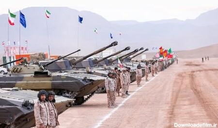 تصاویری از رزمایش تانک‌ها و هلی‌کوپترهای سپاه در کویر