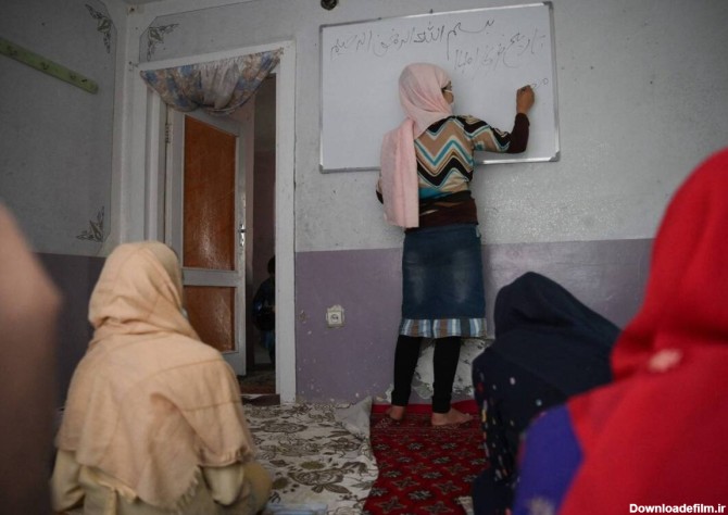 تصاویر| مدرسه مخفی دختران افغان