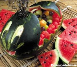 میوه آرایی انار و هندوانه یلدا برای عروس + تصاویر