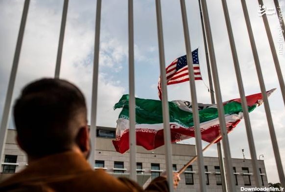 مشرق نیوز - عکس/ اهتزاز پرچم ایران در کنسولگری آمریکا