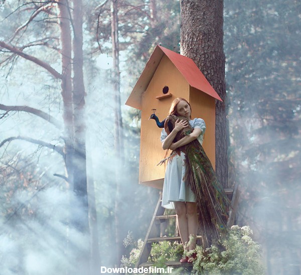 تصاویر زیبا و هیجان انگیز دختر روسی با حیوانات جنگل
