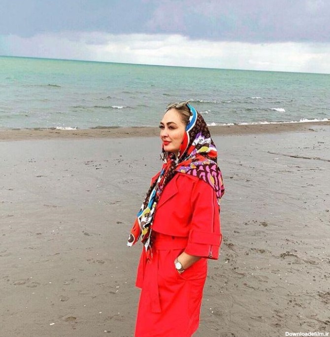 پوشش بازیگر زن سینمای ایران کنار دریا ! +عکس | روزنو