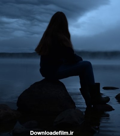 مجموعه عکس دختر غمگین و تنها؛ ۲۱ عکس جدید و با کیفیت | ستاره