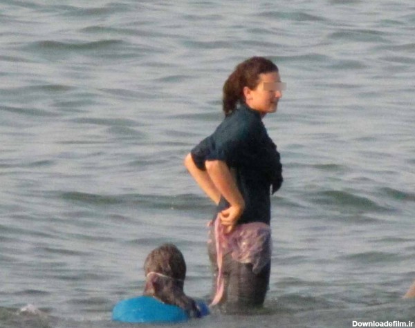 تصاویر بی حجابی و شنای دسته جمعی زنان و مردان در دریای خزر