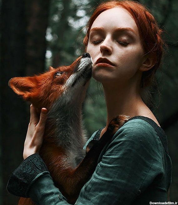 تصویر هنری حیوانات روباه کیوت دختر مو قرمز - عکس ویسگون