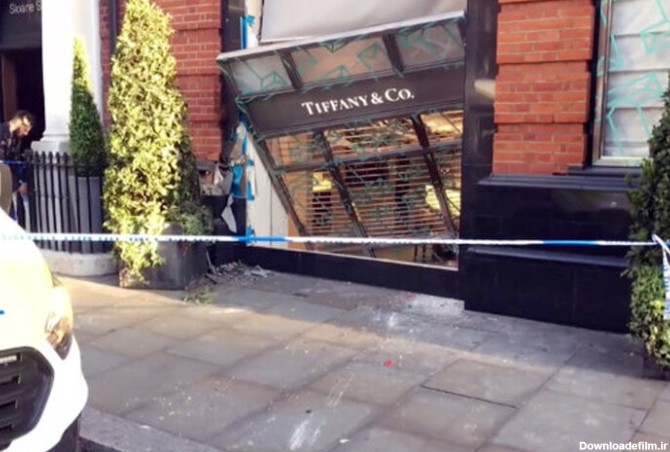 ببینید | تصاویر باورنکردنی از سرقت موفقیت‌آمیز از جواهرفروشی در لندن