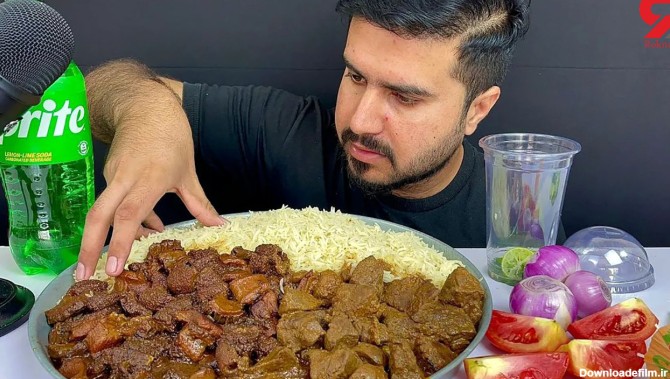 غذا خوردن با صدا؛ خوردن متفاوت چلو گوشت و چلو جگر سرخ شده به سبک پاکستانی +فیلم