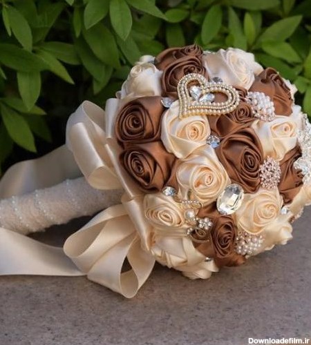 انواع مدل دسته گل عروس شیک و لاکچری به همراه عکس |گل بازار