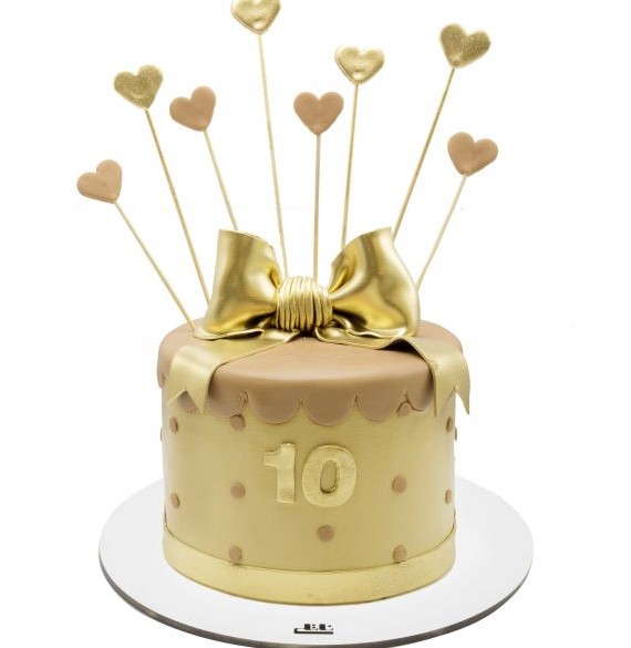 کیک تولد دخترانه قلب طلایی (BB346) | قنادی ناتلی