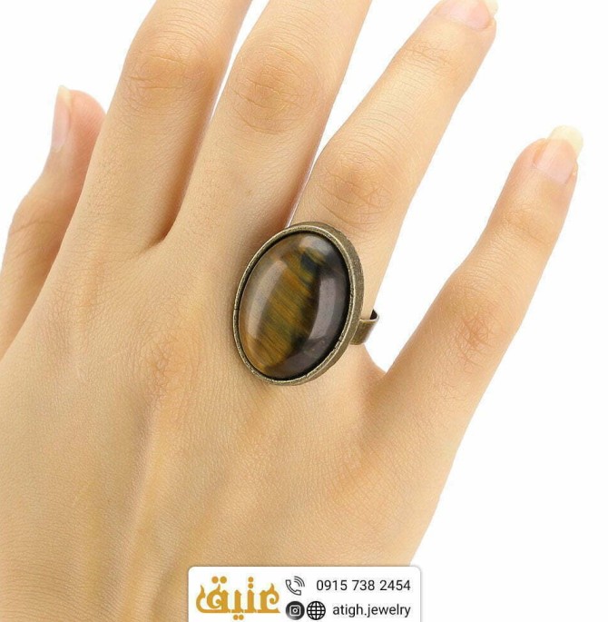 انگشتر چشم ببر طبیعی با رنگ خاص رکاب برنزی | جواهری عتیق