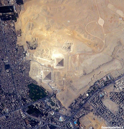 تصویر اهرام ثلاثه مصر از فضا/ عکاسی از فاصله ۴۰۰ کیلومتری زمین ...