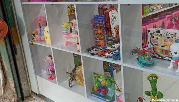 فروشگاه اسباب بازی و عروسک پیناکو
