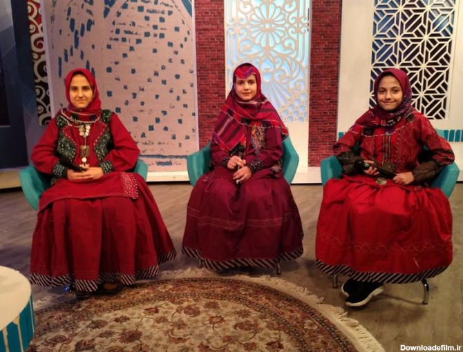 حضور دختران مینودشتی با لباس محلی در برنامه بشارت۱۴۵۲ | شبکه قرآن
