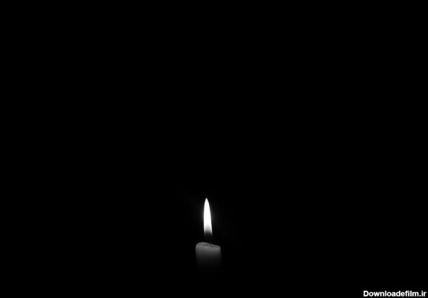 عکس زمینه شمع روشن تاریک سیاه و سفید پس زمینه | والپیپر گرام