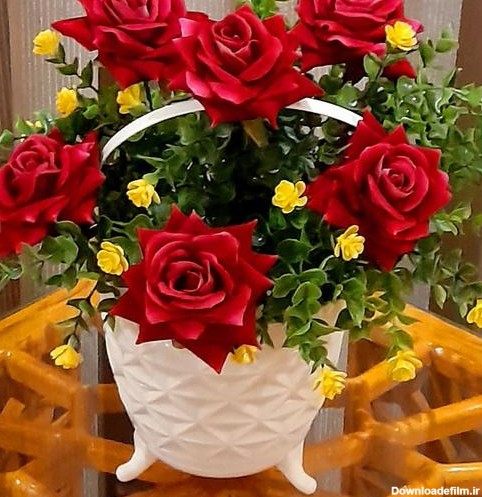خرید و قیمت گلدان مصنوعی به همراه گل رز مخملی زیبا و خیلی قشنگ از ...