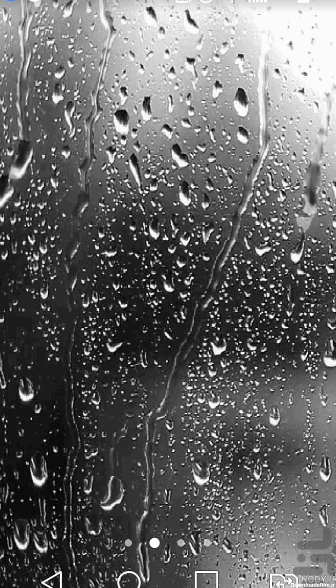 عکس نم نم باران روی شیشه