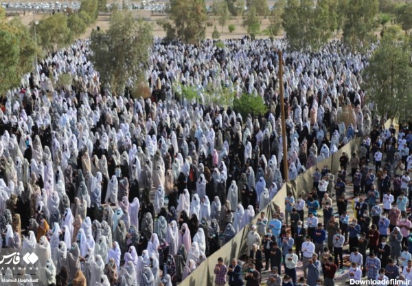 اقامه نماز عید فطر در زاهدان | خبرگزاری فارس