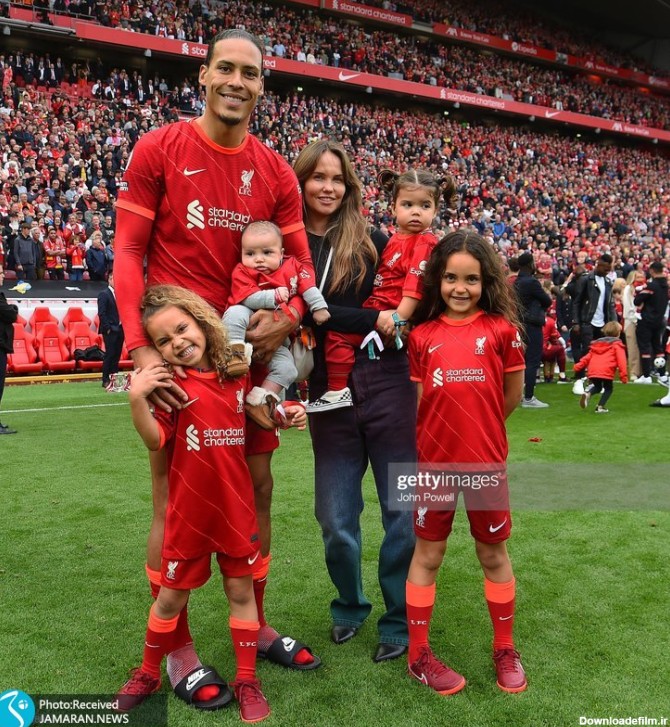 گزارش تصویری| جشن زیبای بازیکنان لیورپول در کنار همسر و فرزندان ...