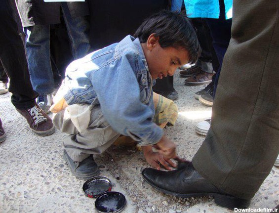 کودکان کار حق کودکی دارند (+عکس)