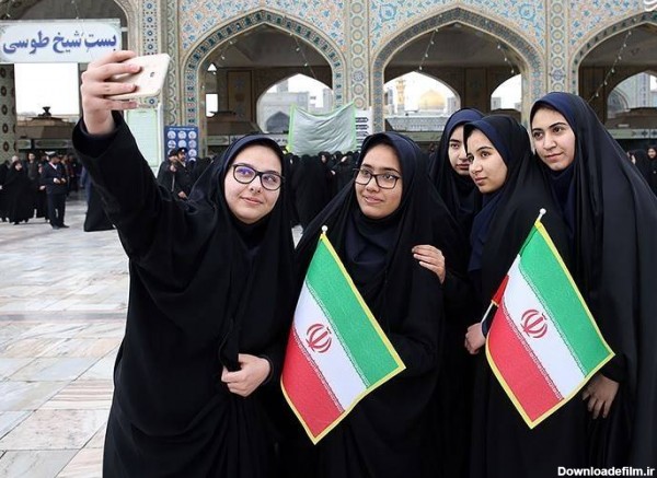 مشرق نیوز - عکس/ اجتماع دختران پرچم‌دار حجاب در مشهد