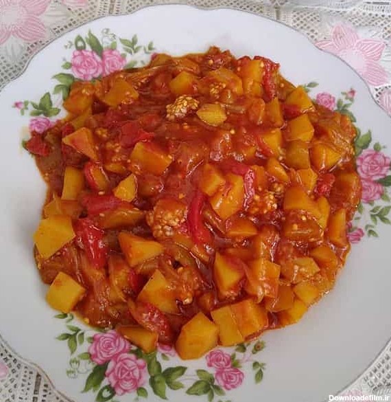 طرز تهیه یتیمچه ساده و سنتی بادمجان و گوجه فرنگی تهرانی