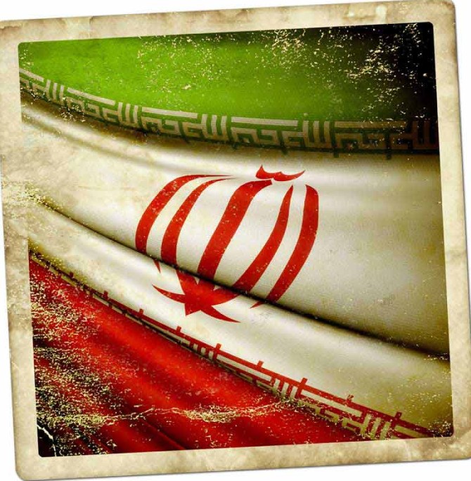 تصویر با کیفیت پرچم ایران بصورت عکس قدیمی