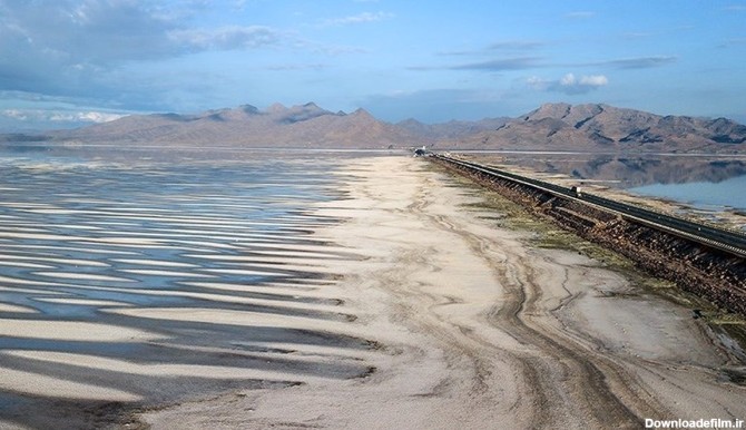 محیط زیست : فرآیندهای طبیعی دریاچه ارومیه با دخالت‌های انسانی ...