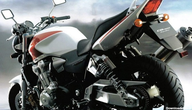 موتورسیکلت هوندا CB1300 (سی‌بی ۱۳۰۰): جدول مشخصات + گالری تصاویر