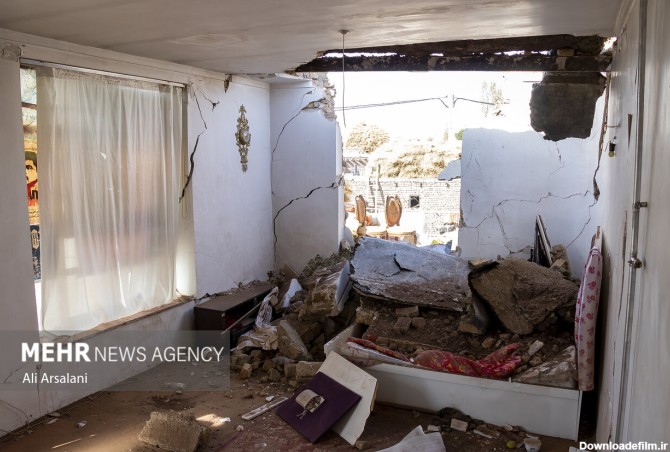 ویران شدن خانه‌ها در اثر زلزله خوی - تابناک | TABNAK