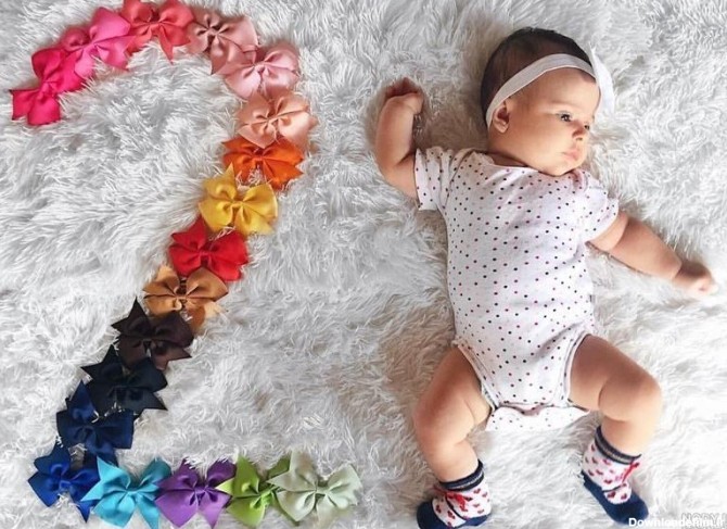 50 ایده عکس ماهگرد نوزاد در منزل و آتلیه از ۱ تا ۱۲ ماهگی