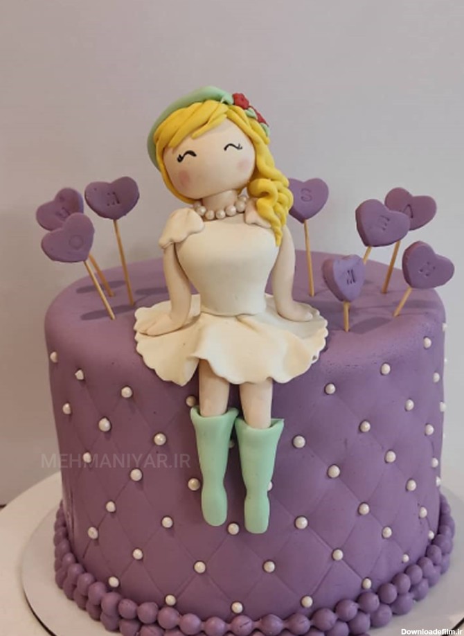 کیک دخترک شاد