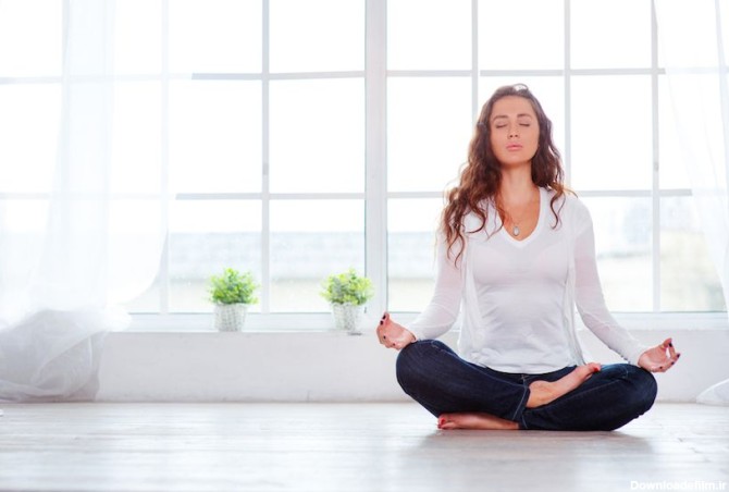 آموزش یوگا در خانه برای لاغری و کاهش استرس | پیلتن شاپ