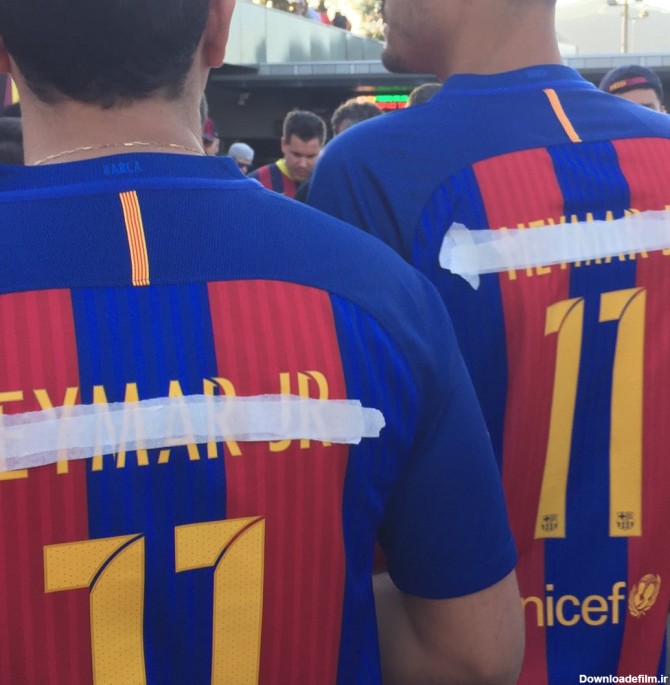 راه حل هواداران بارسلونا برای حذف اسم نیمار از روی پیراهن ( عکس ...