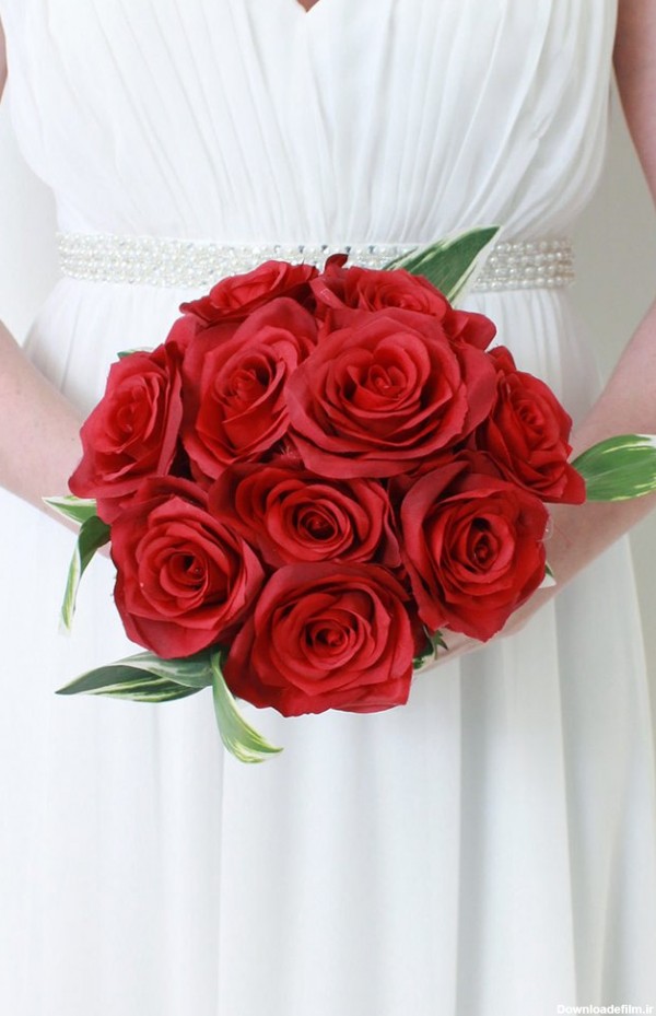 گالری عکس مدل های جدید دسته گل عروس با رز قرمز و سفید صورتی