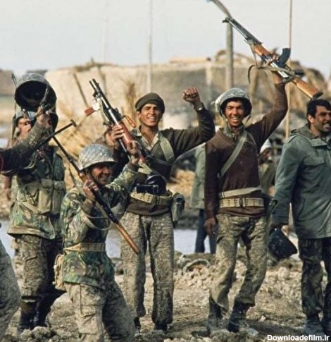 عکس) بازدید صدام از جبهه جنگ با ایران!